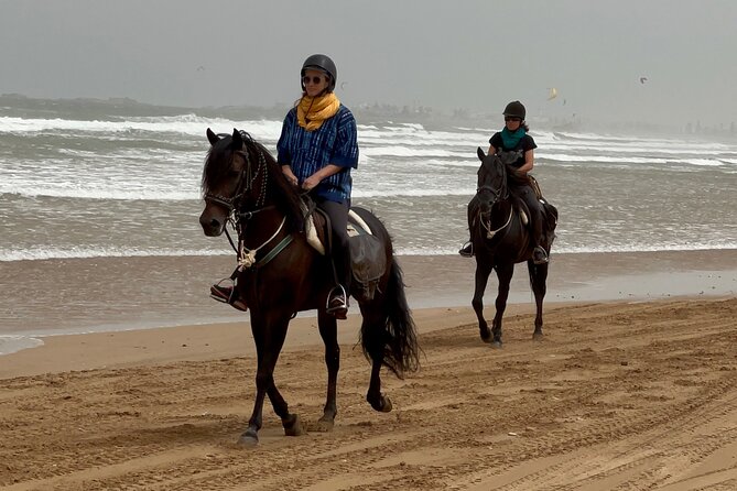 1 hour horse ride on the beach of essaouira - How the guides shape the experience