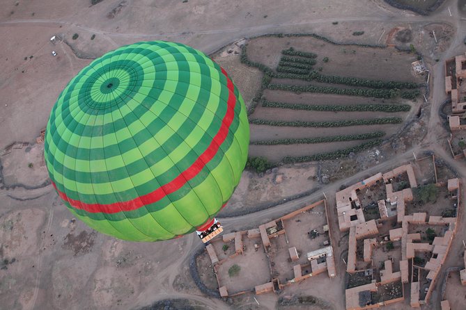 1-hour Private TOP VIP Hot Air Balloon Flight North Marrakech with Breakfast - The private 4x4 return and flight certificate
