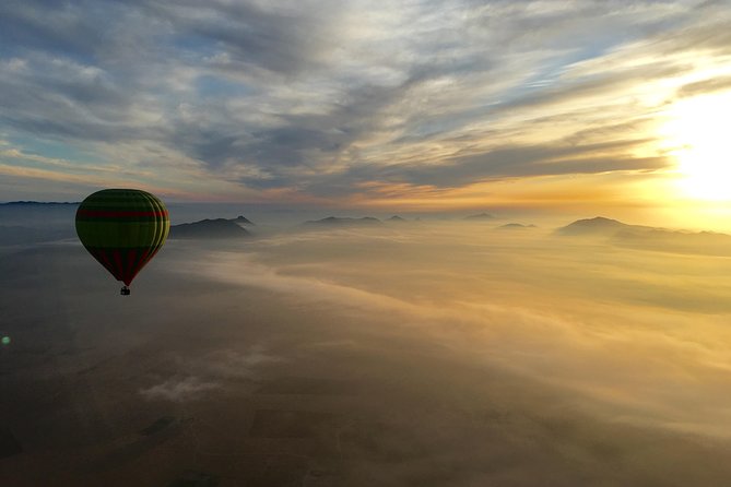 1-Hour VIP Morning Hot Air Balloon Flight from Marrakech with Breakfast - Landing, Berber breakfast, and the flight certificate
