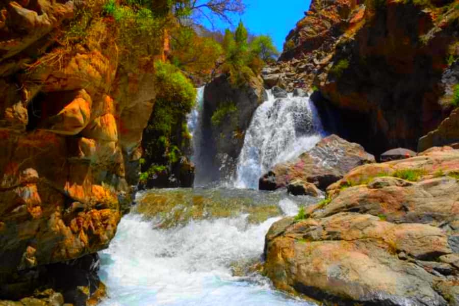 2 Days Desert Agafay and Atlas Mountains Trek From Marrakech - What $100 buys you