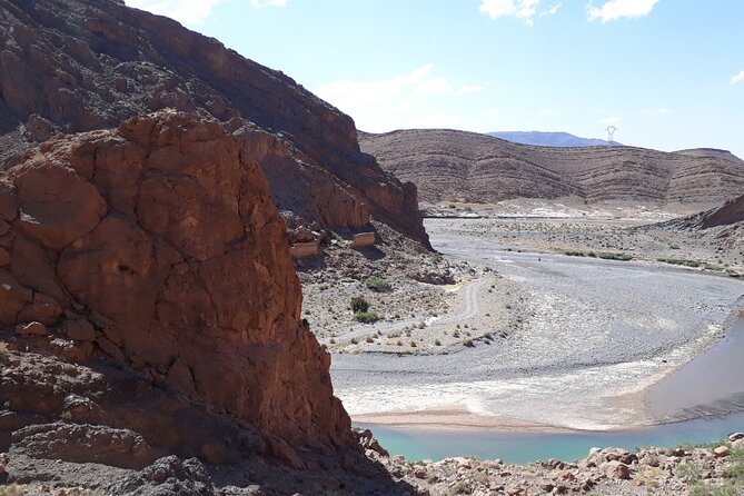 2-Days Desert Tours from Fes with Overnight in Luxury Camp - Sunrise, breakfast, and the ride back