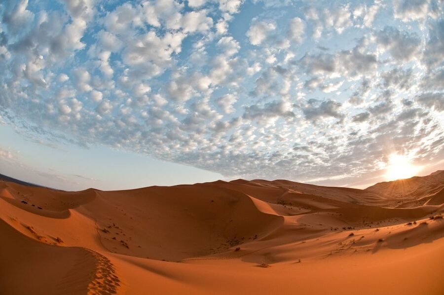 2Days Desert Tour From Fez: Round-Trip with Luxury Camp stay - A luxury camp night under the stars