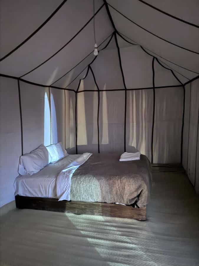 3-Day luxury Adventure: Marrakech to Merzouga incl.Quad/show - Day 1: Crossing the High Atlas to Ait Ben Haddou