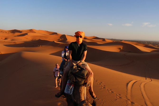 3-Day Luxury Desert Tour from Marrakech to Merzouga Desert - Day 2: Todra Gorge, palm groves, and Erg Chebbi