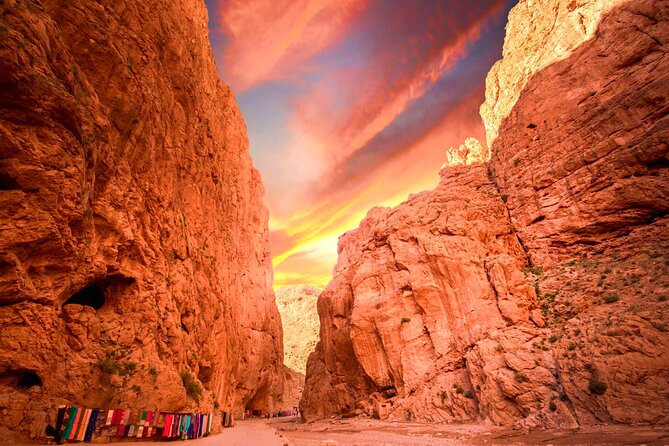 3 Days Merzouga Desert Tour from Marrakech with Luxury Camp - Reaching Erg Chebbi by camel