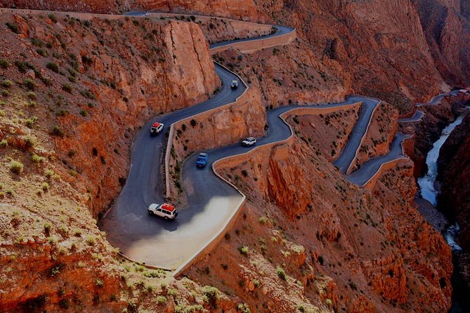 4-Day Guided Desert Tour from Marrakech - The driving, vehicle, and daily rhythm