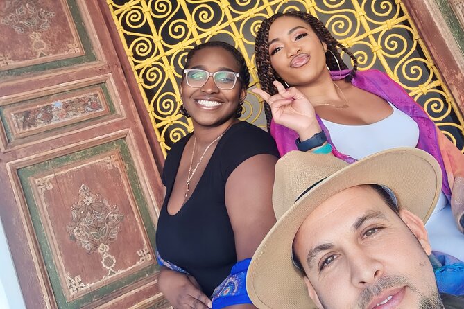 4hr Best Private Marrakech Highlights walking Tour all included - One hour in Souk Semmarine