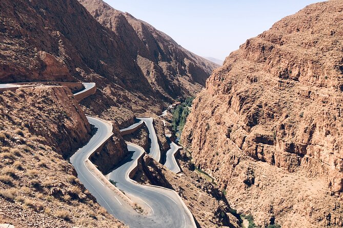 6 Days Private Morocco Tour from Casablanca to Marrakech - Day 5: Sunrise on the dunes, Rissani, and Todgha Gorge
