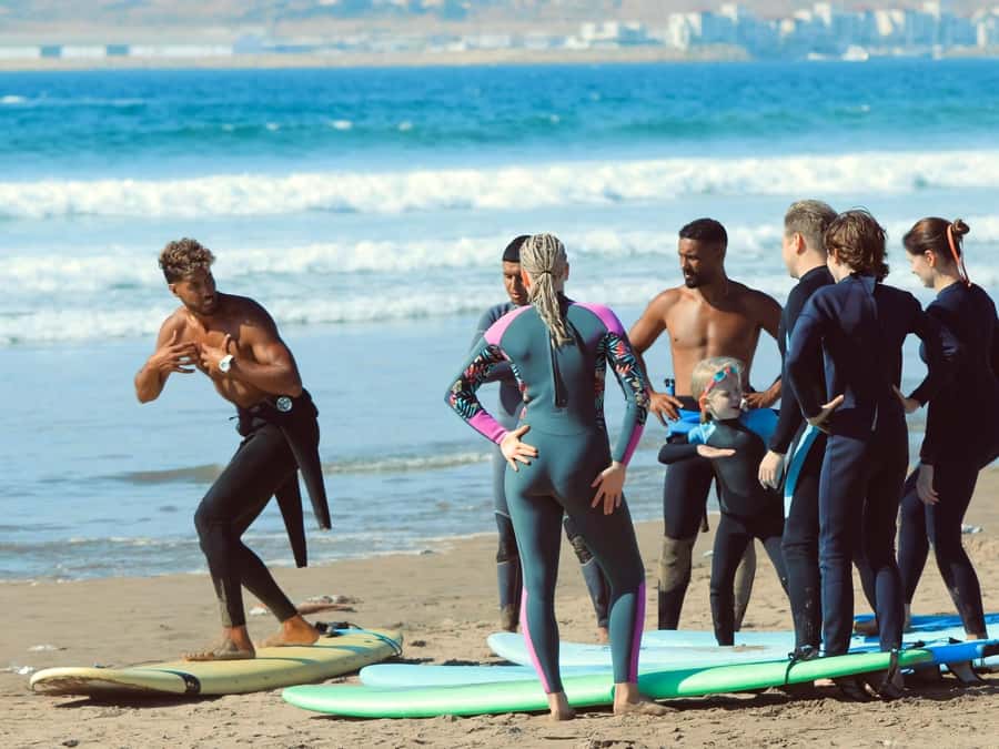 Agadir: 2h Surf Lesson with Local Instructors - The instructors and the teaching style