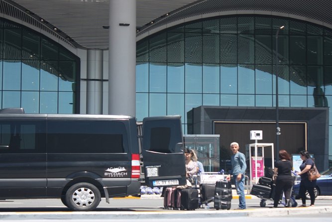 Agadir or Taghazout Taxi Airport Service 24/7d - Why a Private Agadir Airport Transfer Helps