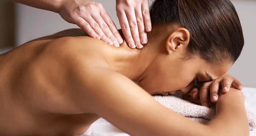 Agadir: Traditional Massage - A calm Moroccan welcome before the treatment