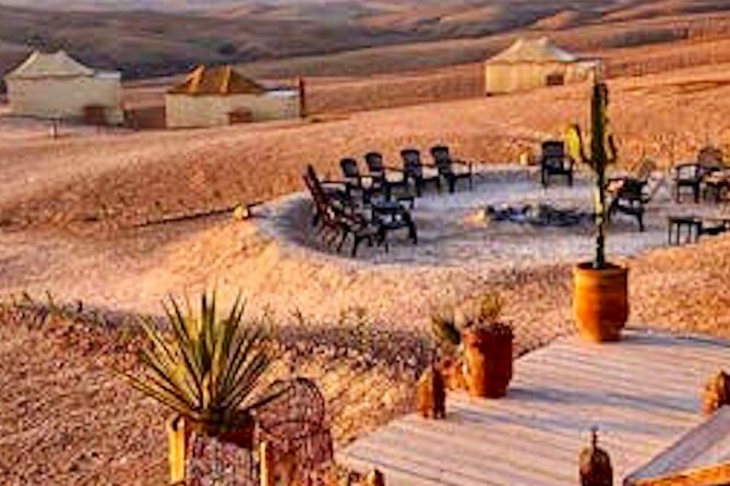 AGAFAY DESERT: Dinner, Camel Ride, Berber Camp , Sunset - The 15-minute camel ride at sunset