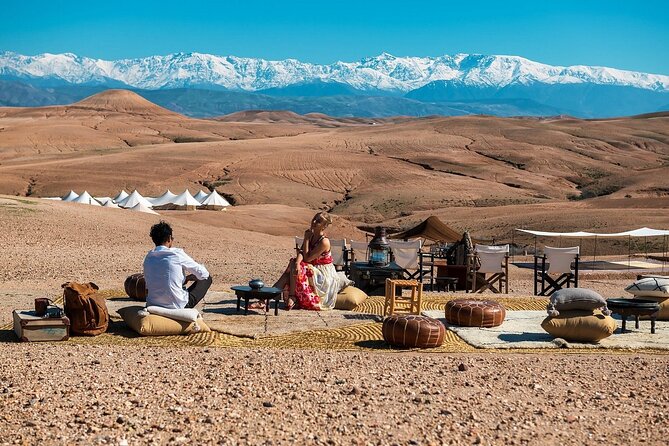 Agafay desert : Quad biking and camels and dinner with show - Dinner brings the group together