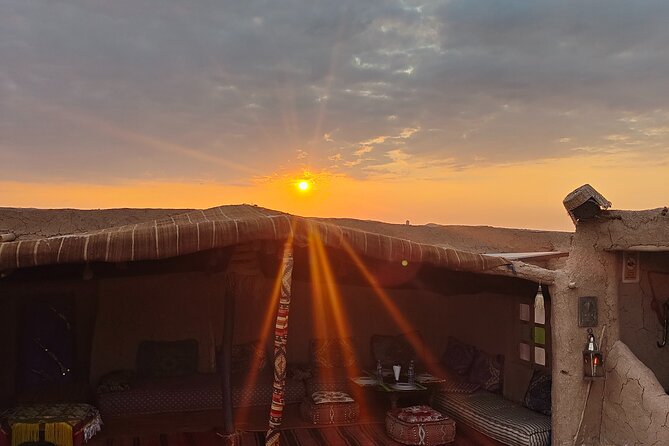 Agafay : Luxury Dinner in the Desert with Camels - Berber music, bonfire, and the evening show