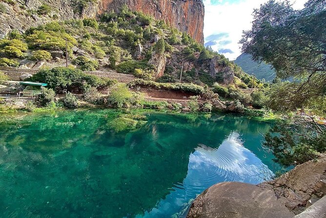 Akchour waterfalls tours - Food, Rest, and Swim Stops