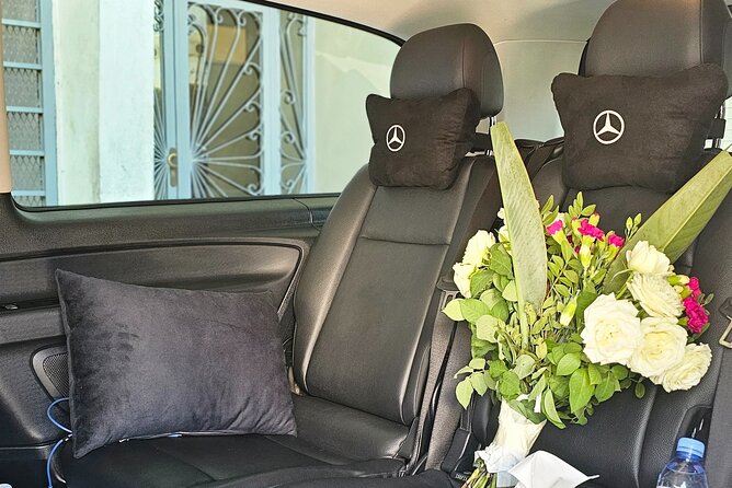 Amazing airport pickup/ drop off in Casablanca/ safe&easy - What the price means for different group sizes
