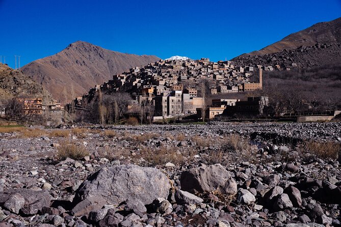 Atlas Mountain Full Day Tour with Three Valleys and Waterfalls - A family lunch for an extra 8 euros
