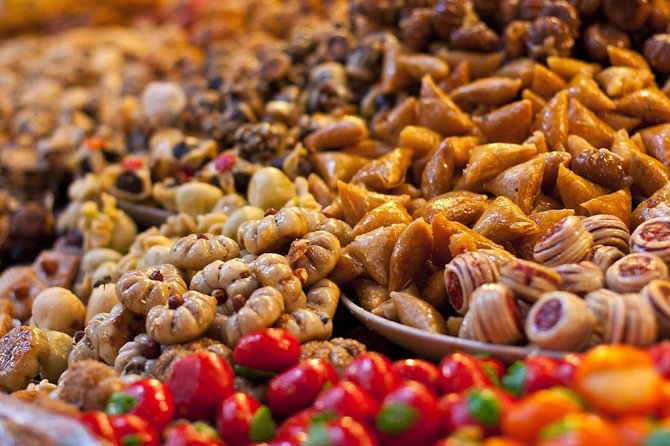 Authentic Moroccan Food Tour in Marrakech with Dinner - Price, group size, and practical value