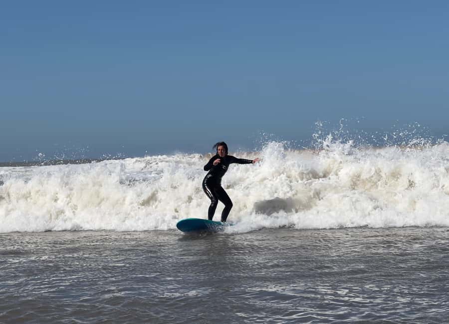 Beginners friendly surf in nice spots - Meeting at Bab Marrakech near Hôtel lHeure Bleue