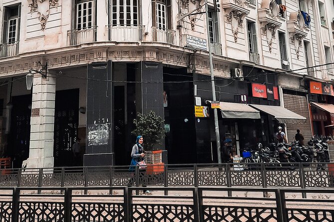 Casablanca Airport Layover Tour with Return to Airport or Hotel Dropoff - Marché Central: the most local-feeling stop