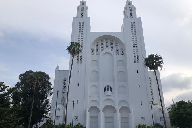Casablanca and Morocco Shared Walking Tour with Licensed Guide - Hassan II Mosque: the powerful final stop