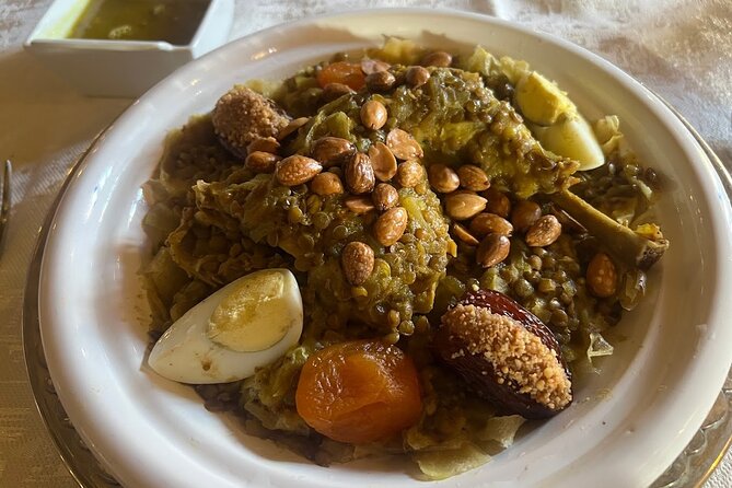 Casablanca City Night Tour and Traditional Moroccan Dinner - Dar El Kaid and the Moroccan dinner show