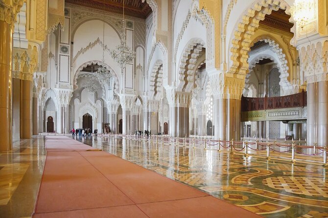 Casablanca City Tour: Hassan II Mosque, Medina & Hidden Gems - Habous Quarter, Casablanca’s New Medina