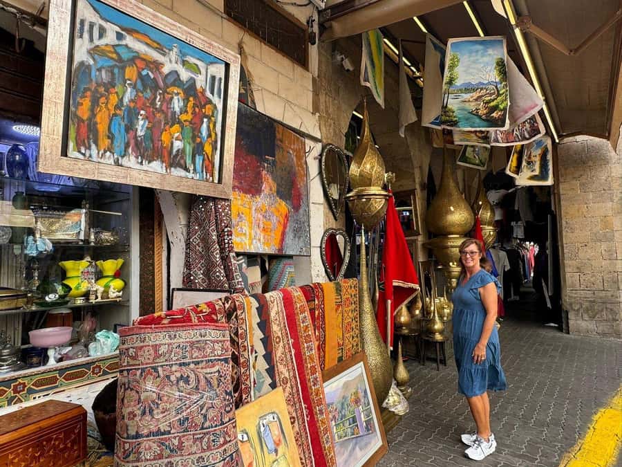 Casablanca City Tour with Hotel Pickup and drop off - Old Medina: the best place for street-level atmosphere