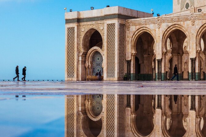 Casablanca Guided Tour with professional guide and lux vehicle - Pickup, vehicles, and the private format