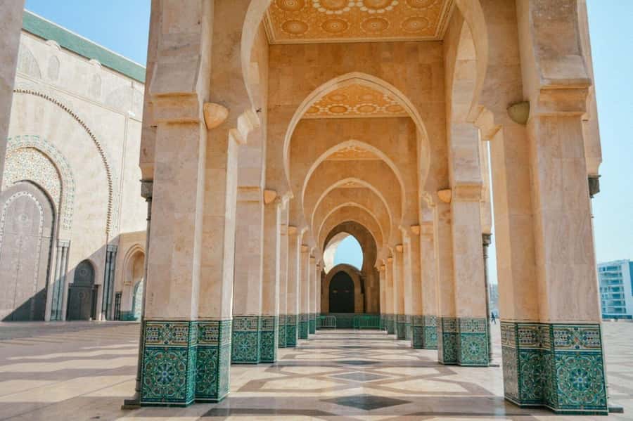 Casablanca: Hassan II Mosque Premium Tour with Entry Ticket - Choosing hotel pickup and drop-off