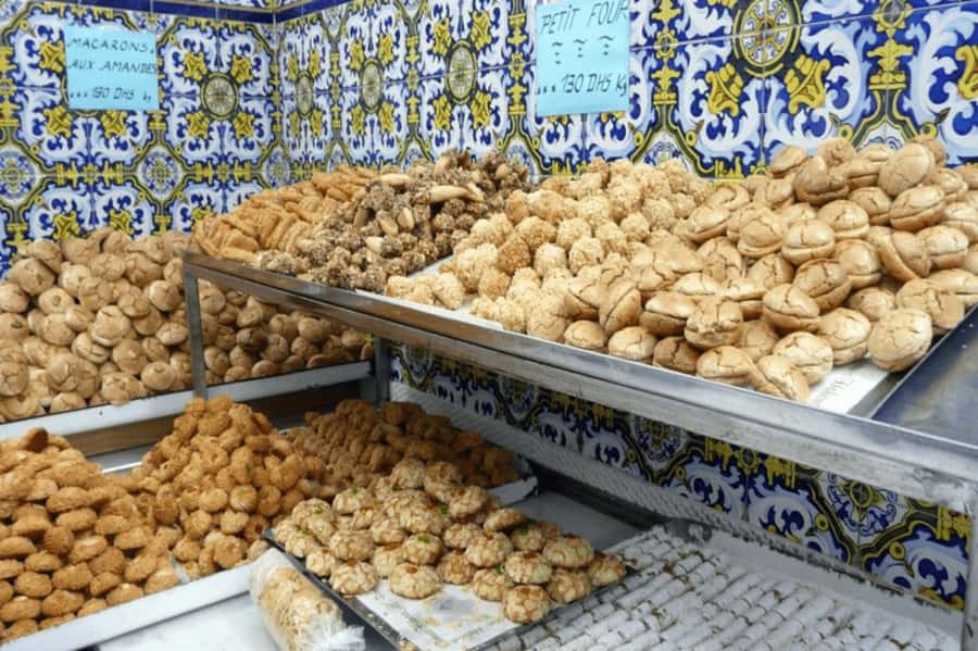 Casablanca: Layover Sightseeing Tour with Airport Transfer - From Ain Diab to Anfa and Maarif