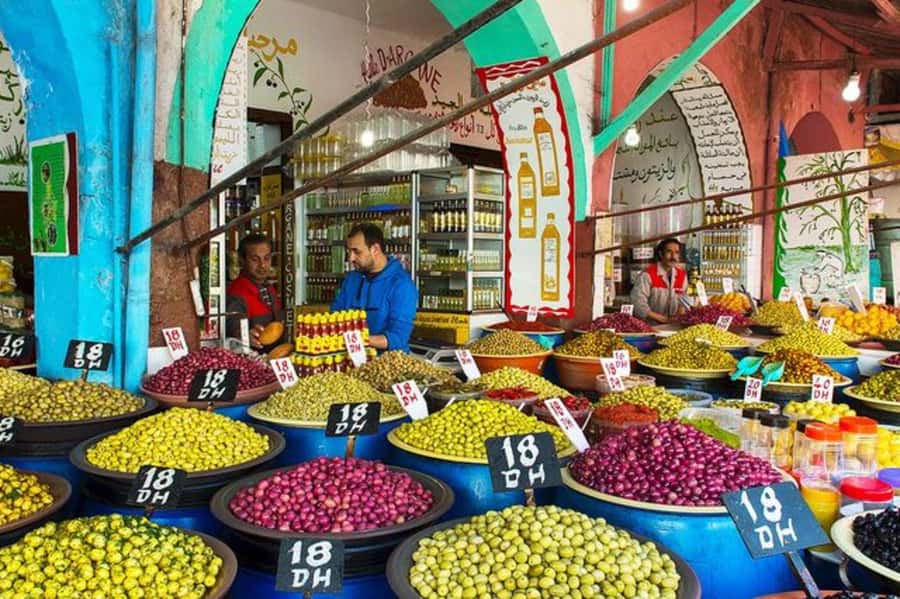 Casablanca: Layover Sightseeing Tour with Airport Transfer - Habbous: French-era planning and Moroccan shopping