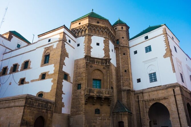 Casablanca Layover Tour with Round-Trip Airport Transfer - The Central Market and a Taste of Daily Casablanca