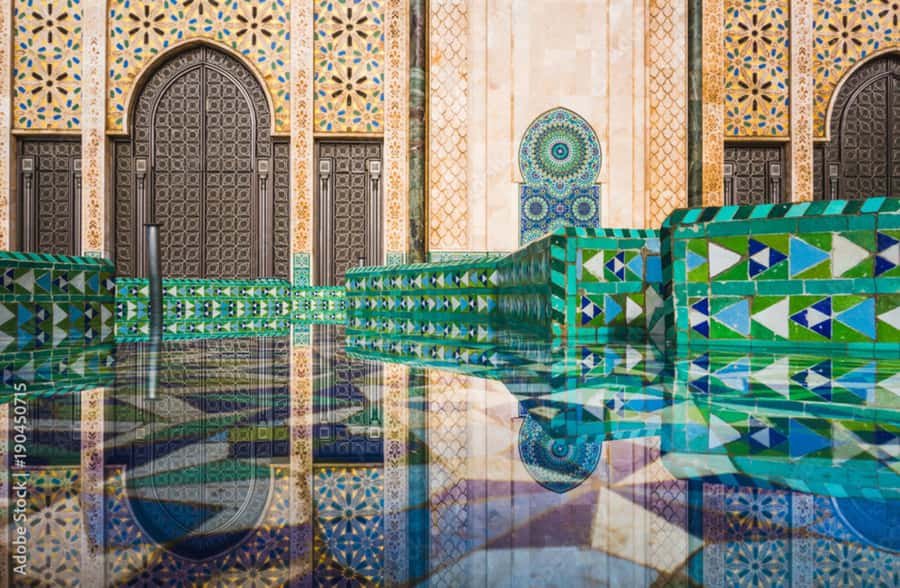 Casablanca: Private Guided Tour with Hassan II Mosque Ticket - Parks, churches, and the city center