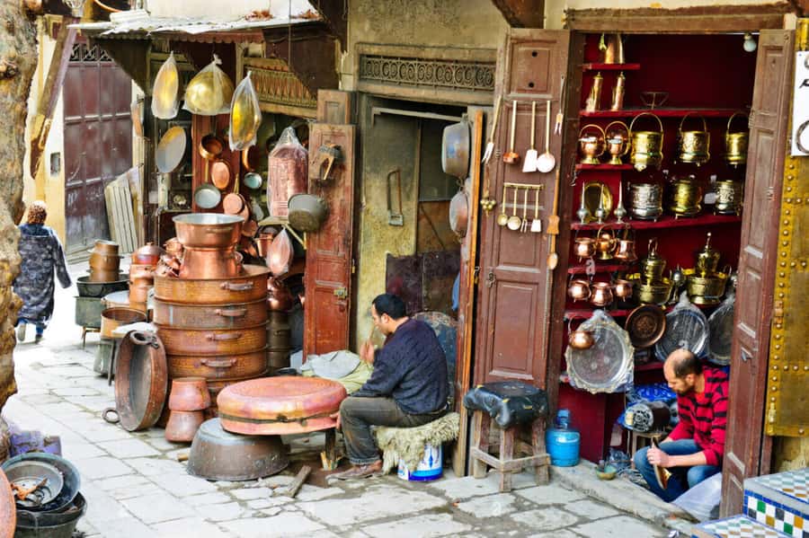 Casablanca to Fez: Scenic & Historical Day Trip with Lunch - Nejjar Fountain, Tannery, and Working Crafts