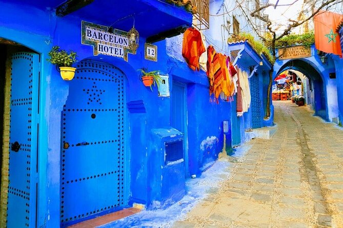 Chefchaouen Day trip by High-Speed Train from Casablanca - Leaving Casablanca on the high-speed train
