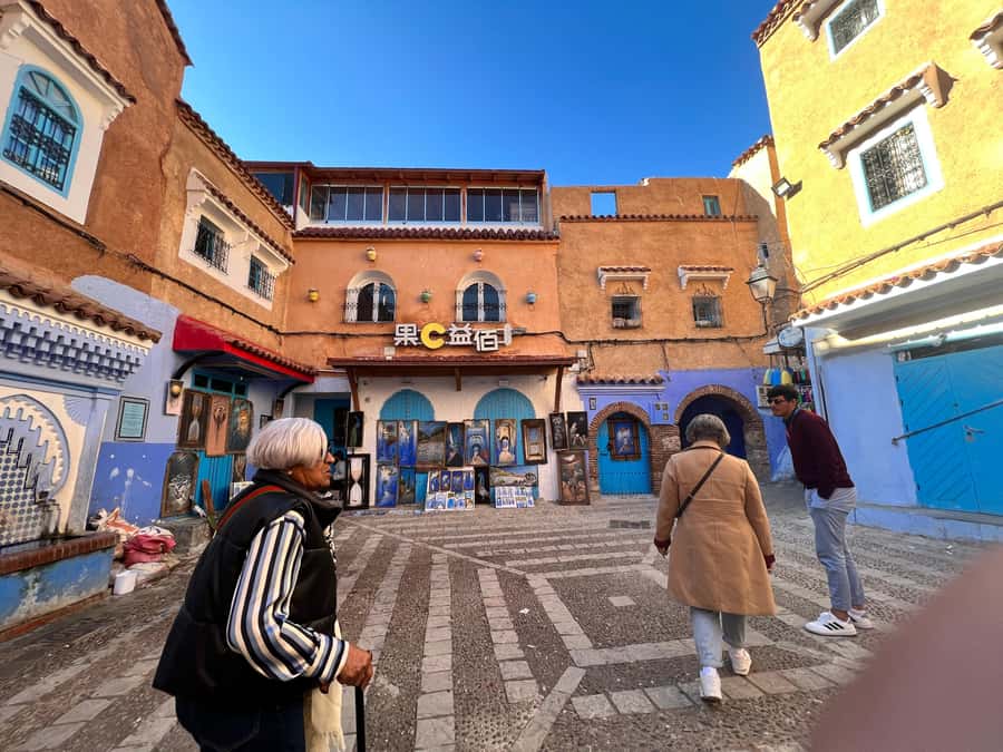 Chefchaouen: Hidden Gems Guided Tour with Mint Tea - Exploring the 15th-century Kasbah