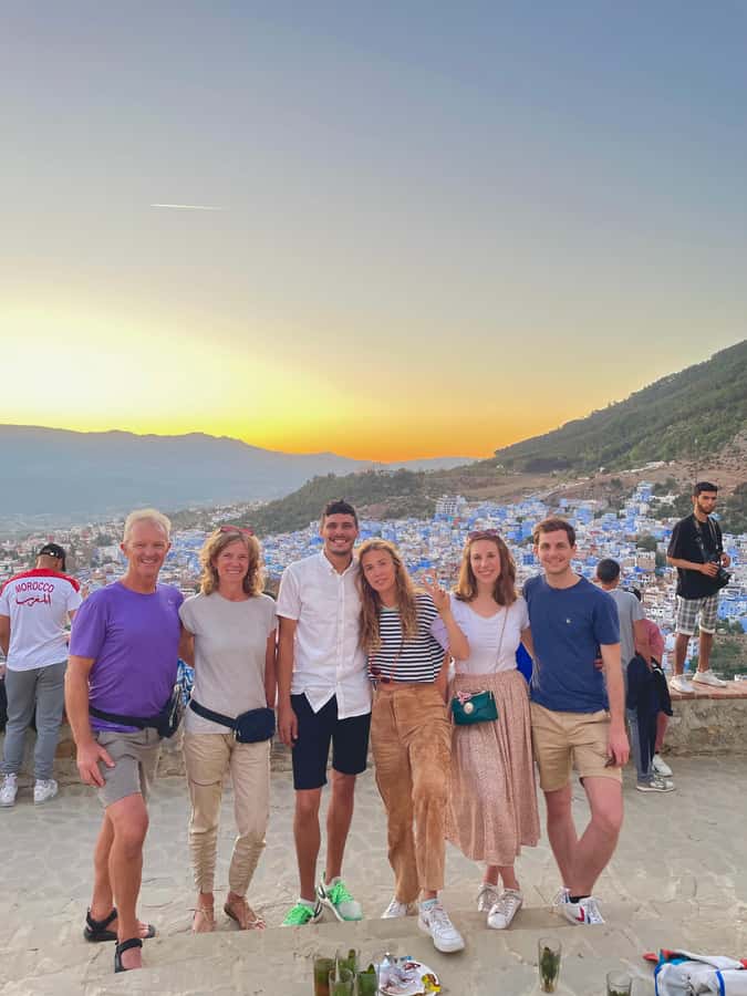 Chefchaouen: Hidden Gems Guided Tour with Mint Tea - Shopping through Swika, Chefchaouen’s commercial quarter