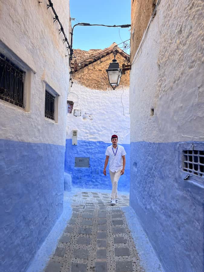 Chefchaouen: Hidden Gems Guided Tour with Mint Tea - Starting in the seven-neighborhood medina