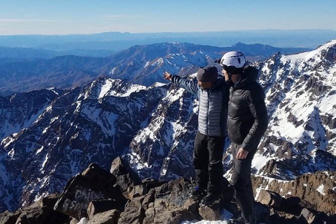 Climb Mount Toubkal - trekking - 3 days - The guide and support team make the difference