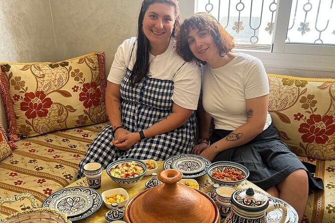 Cook Moroccan Food & Try on Traditional Clothes like a local - Meeting the family and learning about Casablanca