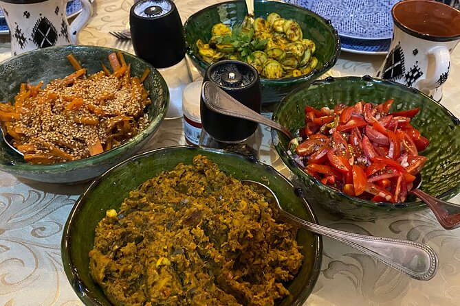 Cooking class with Yassine & Mom - Price, group size, and practical value
