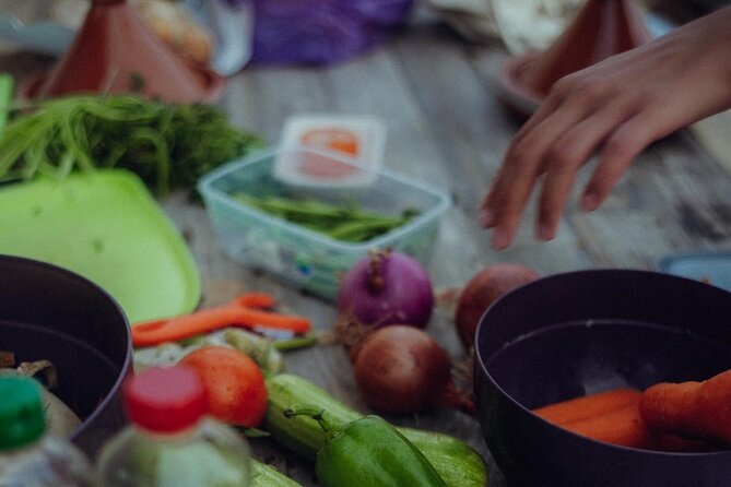 Cooking the Moroccan Way, Tamraght - Preparing ingredients in the rooftop kitchen