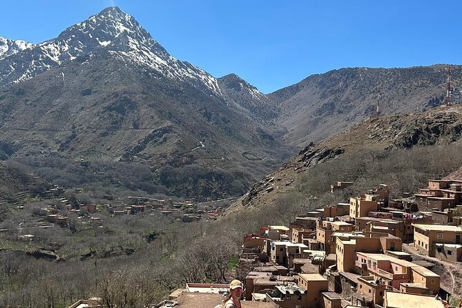 De Marrakech: Visite des montagnes de l'Atlas avec un guide - Imlil and the start of the mountain walk