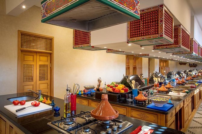 Discovery of Moroccan Culinary Heritage, History and Secrets - Bread, spices, and the neighborhood food trail