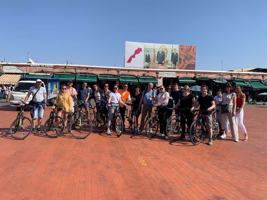 Dutch Bike Tour in Marrakech with Local Guide - Dutch-speaking guides Saadia and Fatima