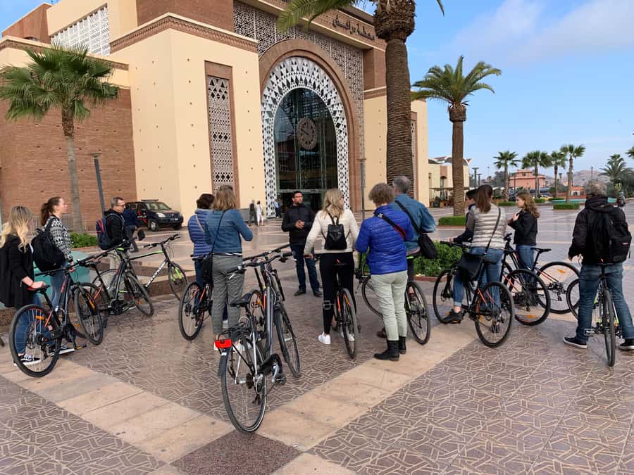 Dutch Bike Tour in Marrakech with Local Guide - Place des Ferblantiers and the southern medina