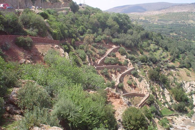 Emin Evry's Cave and Ouzoud waterfalls - Leaving Marrakech at 8:30 a.m.
