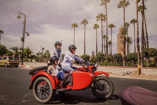 Essential Ride by sidecar (Marrakech off the beaten path) 1h30 - Starting on Avenue Moulay El Hassan