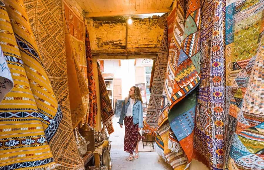 Exclusive Fez Medina Walking Tour with a local Guide - Attarine Market, Souk Sebaghine, and the working souks